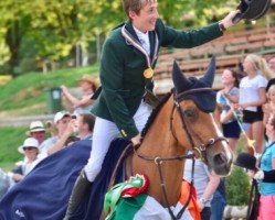 Springpferd Cassandra van het Roelhof (Belgisches Reitpony, 2002, von Orlando van de Heffinck)