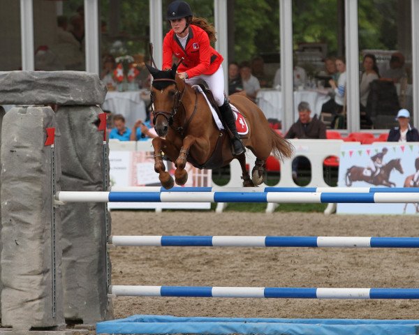 jumper Tiara 35 (German Riding Pony, 2000, from Tequilla)