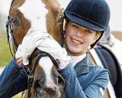 dressage horse FS Director (German Riding Pony, 1999, from FS Don't Worry)