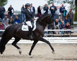 dressage horse Salvina (Bavarian, 2013, from Genesis)