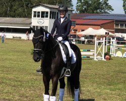 dressage horse Sirayama el Wahat (German Sport Horse, 2013, from Sommerhit)