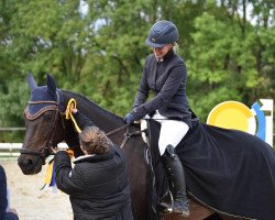 jumper Baccara Jolie (Selle Français, 2011, from Aurois du Chateau)