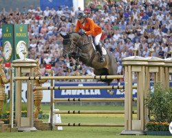 jumper Sterrehof's Baccarat (KWPN (Royal Dutch Sporthorse), 2006, from Padinus)