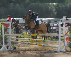 jumper Gijtana v.d.Vinkel (German Riding Pony, 2005)