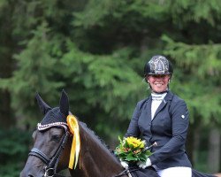 dressage horse Rosenstolz (Trakehner, 2015, from Hancock)