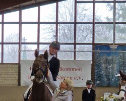 dressage horse Bella Hadid (Hanoverian, 2013, from Bon Bravour)