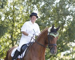 dressage horse Whisper's Fox-Trott (Oldenburg, 1998, from Wenckstern)