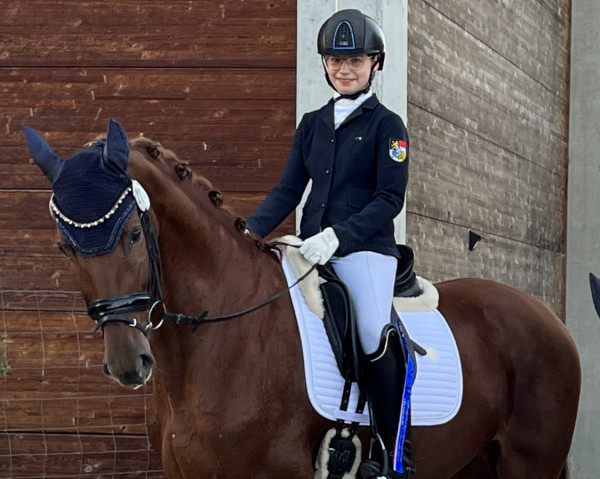 dressage horse Th Carina (Oldenburg, 2018, from Vitalis)