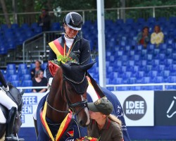 dressage horse Blue FRH (Hanoverian, 2017, from Buckingham)