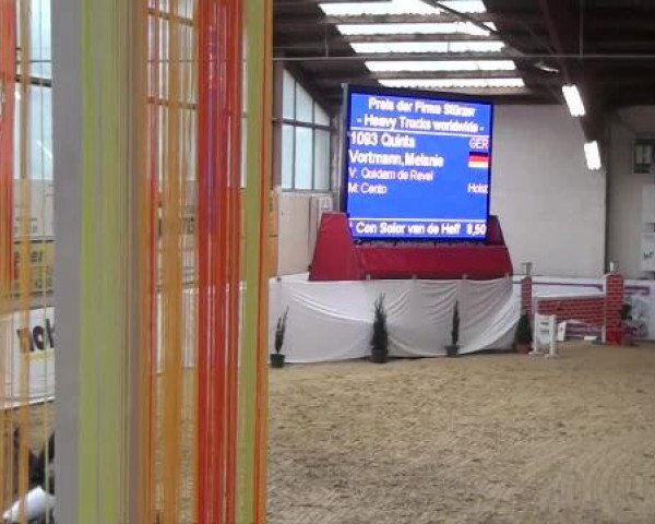 Hallenspringturnier in Borken 2013